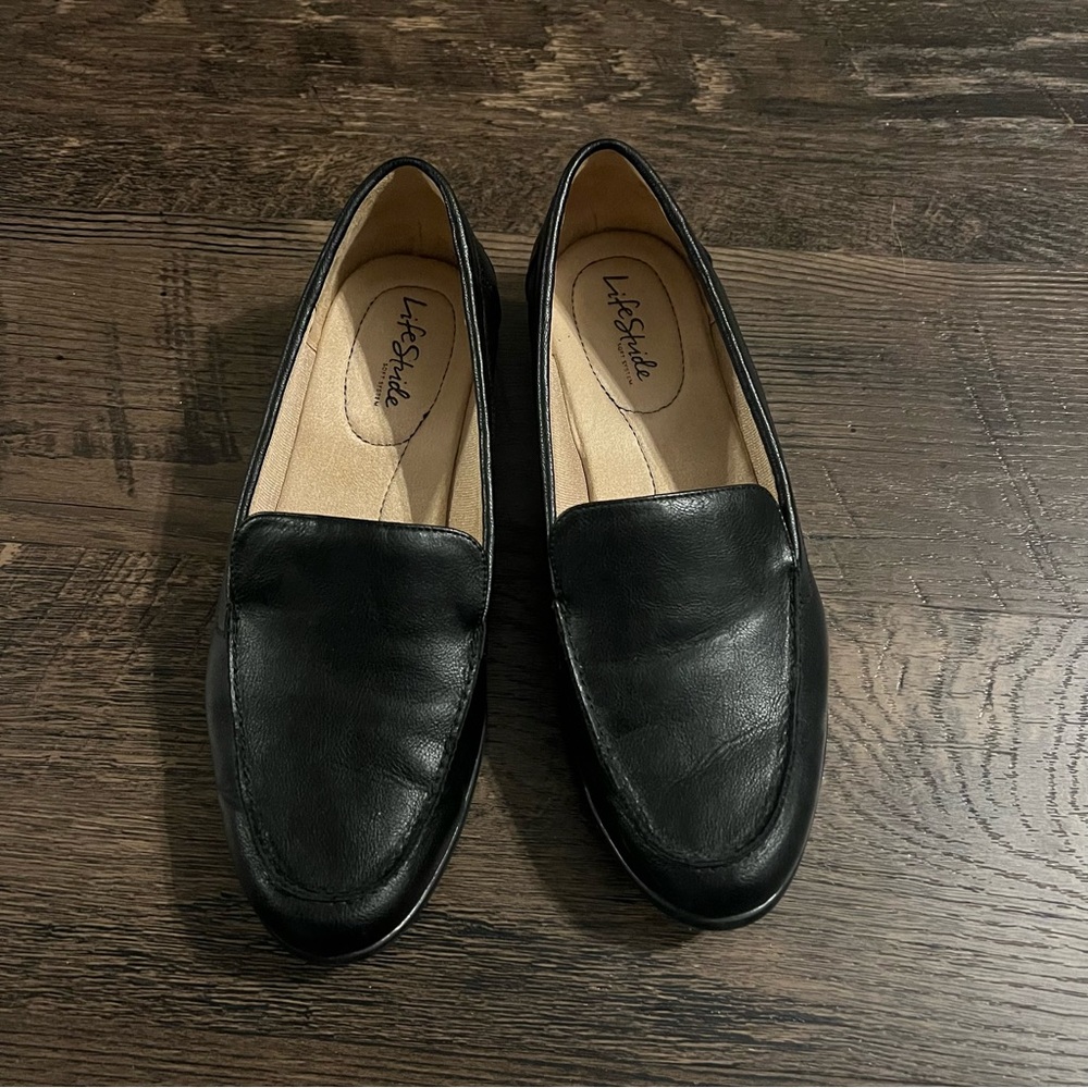 Life Stride Women’s Black Loafers side 9 wide flats